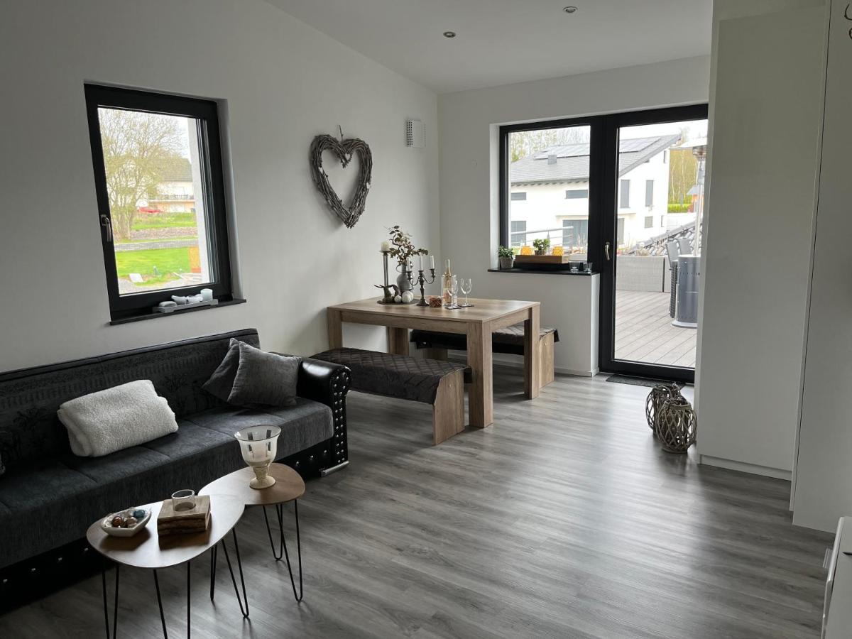 #Neu L Seeblick L Netflix L Boxspring L Nespresso L E-Tuer L Terrasse L 82M2 ウルメン エクステリア 写真